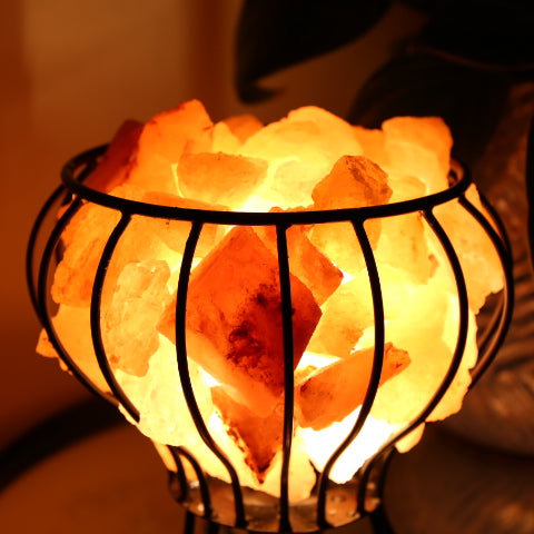 Himalaya Salzlampe - Klein Runder Korb mit Steinsalzbrocken , Schatulle (Mittel)